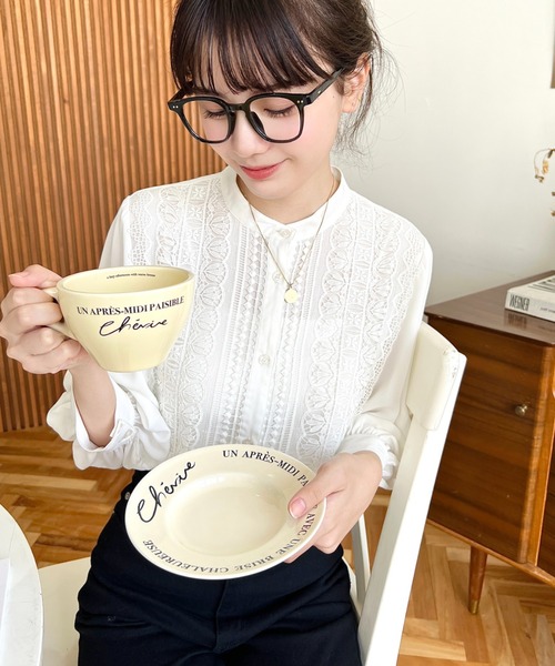 moment+（モーメントプラス）の「【累計販売枚数4万枚突破！】シフォンジョーゼットスタンドカラーフロントレースシャツ（シャツ/ブラウス・レディース・ブラック/オフホワイト/グレイッシュベージュ/カーキ/ベージュ/パープル・M/L）」の11枚目の写真