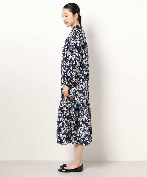 サテンティアードワンピース ワンピース ワンピース American Holic アメリカンホリック のファッション