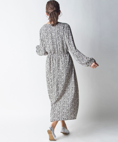 MILLION CARATS（ミリオンカラッツ）の「【STYLE4】ヴィンテージフラワーワンピース（ワンピース・レディース・ブラック・FREE）」の9枚目の写真