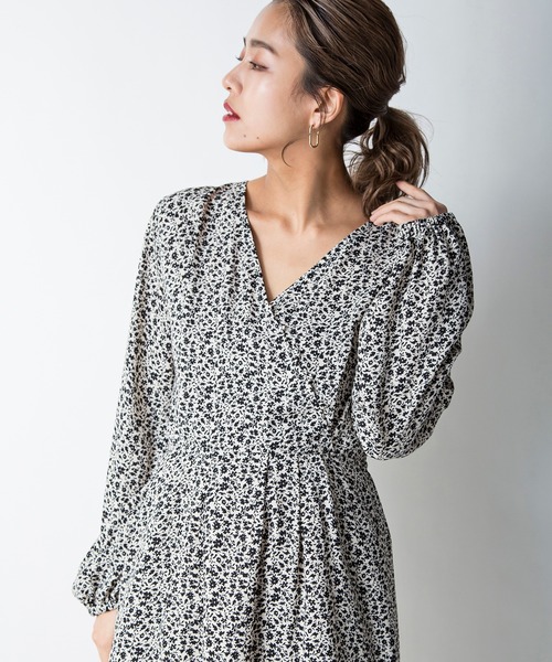 MILLION CARATS（ミリオンカラッツ）の「【STYLE4】ヴィンテージフラワーワンピース（ワンピース・レディース・ブラック・FREE）」の10枚目の写真