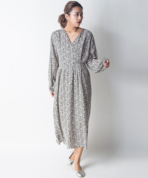 MILLION CARATS（ミリオンカラッツ）の「【STYLE4】ヴィンテージフラワーワンピース（ワンピース・レディース・ブラック・FREE）」の12枚目の写真