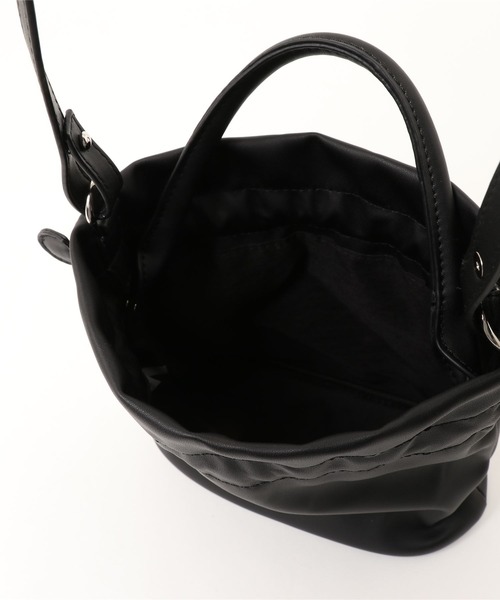 HWG_5（エイチダブルゴー）の「ミニ巾着バッグ（ショルダーバッグ・レディース・ブラック/ベージュ/アイボリー・FREE）」の5枚目の写真