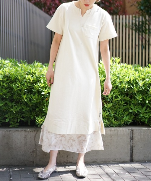 AVIREX(アヴィレックス)の「ワッフル×タイダイ ワンピース/ WAFFLE×TIE DYE ONEPIECE(ワンピース・レディース・アイボリー/チャコールグレー/ラベンダー・FREE)」の2枚目の写真