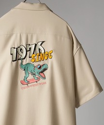 【VISION STREET WEAR/ヴィジョンストリートウェア】刺繍オープンカラー半袖シャツ/カセット/恐竜