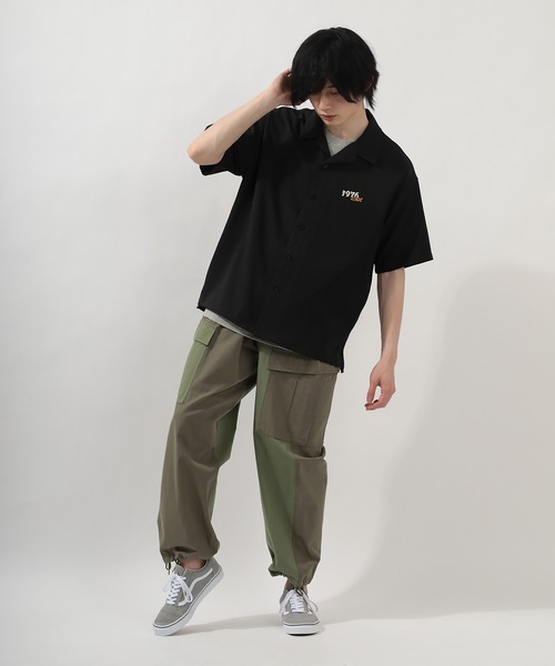 VISION STREET WEAR（ヴィジョンストリートウェア）の「【VISION　STREET　WEAR／ヴィジョンストリートウェア】刺繍オープンカラー半袖シャツ/カセット/恐竜（シャツ/ブラウス・メンズ・ホワイト/ライトブルー/ブラック/パープル/サックスブルー/ホワイト系その他・M/L）」の7枚目の写真