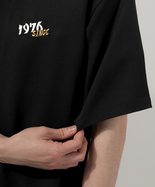 VISION STREET WEAR（ヴィジョンストリートウェア）の「【VISION　STREET　WEAR／ヴィジョンストリートウェア】刺繍オープンカラー半袖シャツ/カセット/恐竜（シャツ/ブラウス・メンズ・ホワイト/ライトブルー/ブラック/パープル/サックスブルー/ホワイト系その他・M/L）」の14枚目の写真