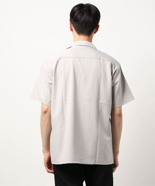 PLUS ONE（プラスワン）の「【接触冷感】【PLUS ONE】ストレッチ開襟半袖シャツ / 吸水速乾（シャツ/ブラウス・メンズ・ネイビー×ホワイト/ブラック/オフホワイト/グリーン/ターコイズブルー/ベージュ・L/M/XL）」の7枚目の写真