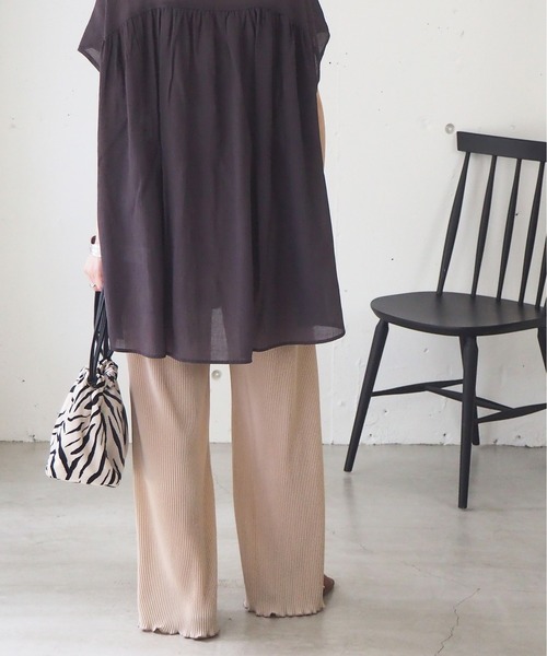 tiptop（ティップトップ）の「セミフレアカットプリーツパンツ（その他パンツ・レディース・アイボリー/ブラック/グレイッシュベージュ/ライトグリーン/A/B・FREE）」の21枚目の写真