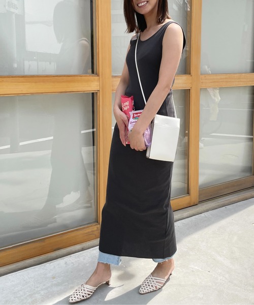 StyleSea（スタイルシー）の「バックVネックスリットワンピース（ワンピース・レディース・アイボリー/サーモンピンク/チャコール・FREE）」の20枚目の写真