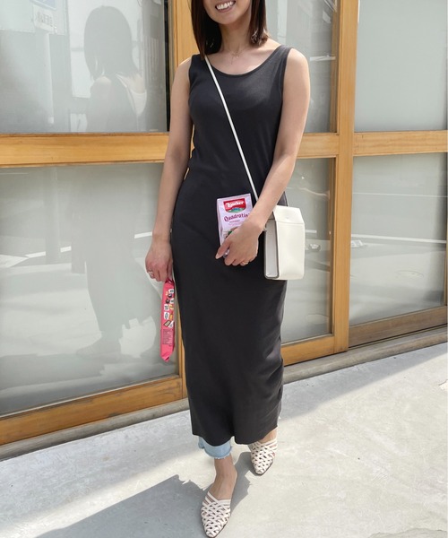 StyleSea（スタイルシー）の「バックVネックスリットワンピース（ワンピース・レディース・アイボリー/サーモンピンク/チャコール・FREE）」の18枚目の写真