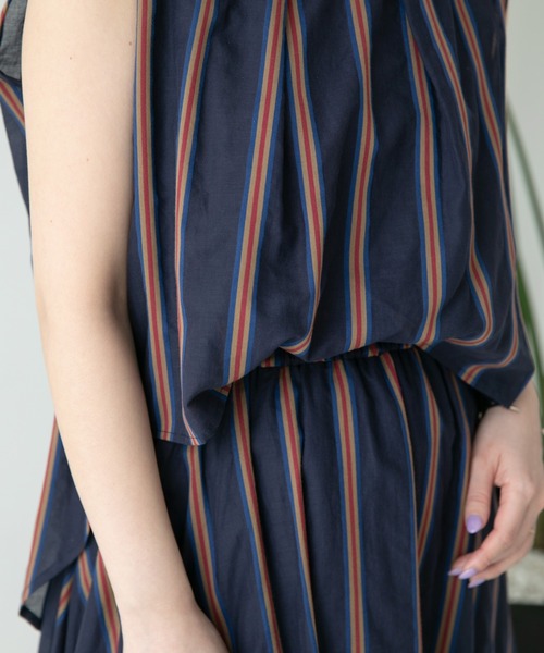 Eimee Law(エイミーロウ)の「バックオープン ストライプレイヤードドレス(ワンピース・レディース・ブルー/ダークネイビー・38)」の10枚目の写真