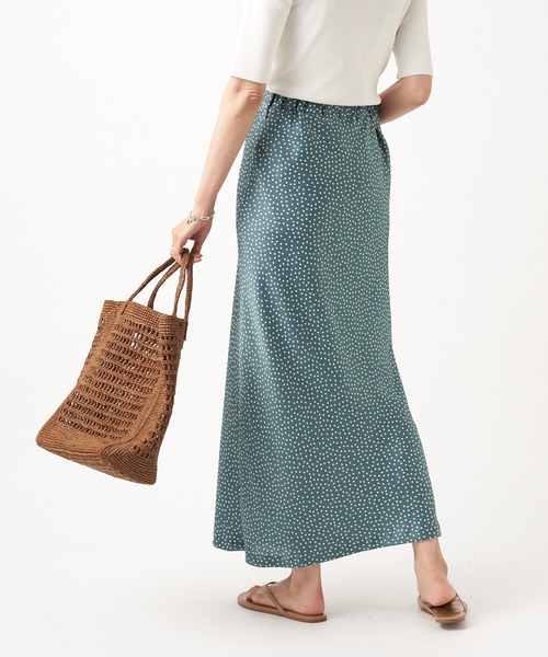 RIVE DROITE（リヴドロワ）の「縦長ラインでスタイルアップ　ハンマーサテンドットスカート（スカート・レディース・ミント/ブラック・36/38）」の7枚目の写真