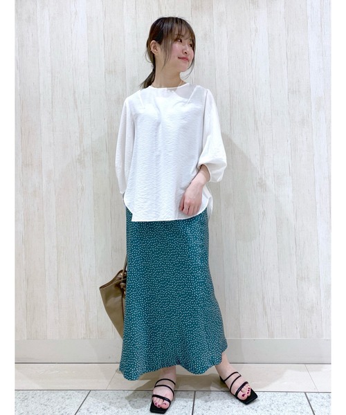 RIVE DROITE（リヴドロワ）の「縦長ラインでスタイルアップ　ハンマーサテンドットスカート（スカート・レディース・ミント/ブラック・36/38）」の18枚目の写真