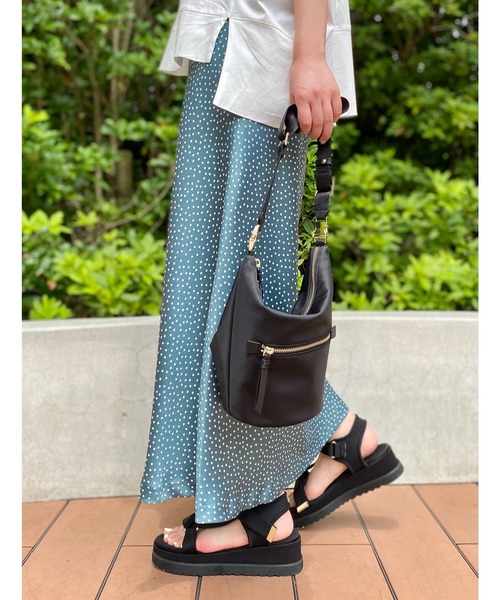 RIVE DROITE（リヴドロワ）の「縦長ラインでスタイルアップ　ハンマーサテンドットスカート（スカート・レディース・ミント/ブラック・36/38）」の20枚目の写真