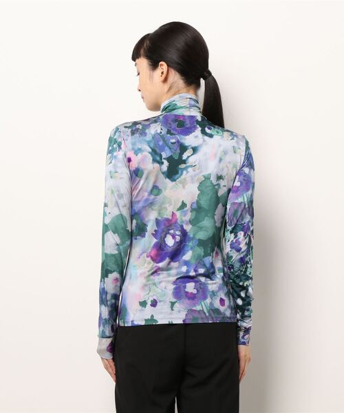 Desigual(デシグアル)の「アーティ スリムTシャツ INAYA(Tシャツ/カットソー・レディース・ブルー・L/M/2L/S)」の3枚目の写真