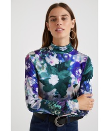 アーティ スリムTシャツ INAYA