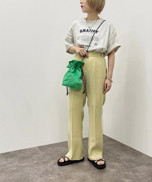 apres jour mignon（アプレジュールミニョン）の「ナイロン巾着バッグ【ZOZOTOWN限定アイテム】（ショルダーバッグ・レディース・パープル/ブラック/グリーン/ピンク・ONESIZE）」の8枚目の写真