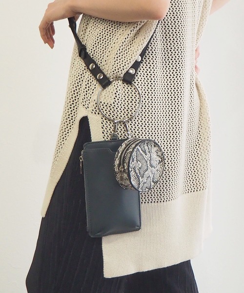 tiptop（ティップトップ）の「リングショルダーバッグ（ショルダーバッグ・レディース・ブラック/オレンジ/ブルー/アイボリー・FREE）」の3枚目の写真