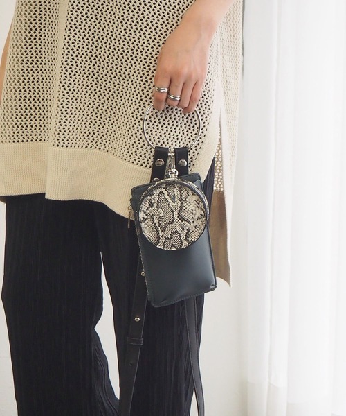 tiptop（ティップトップ）の「リングショルダーバッグ（ショルダーバッグ・レディース・ブラック/オレンジ/ブルー/アイボリー・FREE）」の15枚目の写真