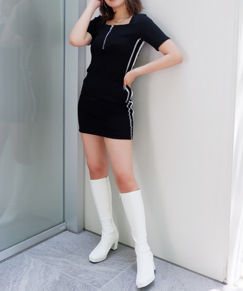 SPIRALGIRL（スパイラルガール）の「サイドラインミニ裏毛ワンピース（ワンピース・レディース・ブラック/グレー・FREE）」の4枚目の写真