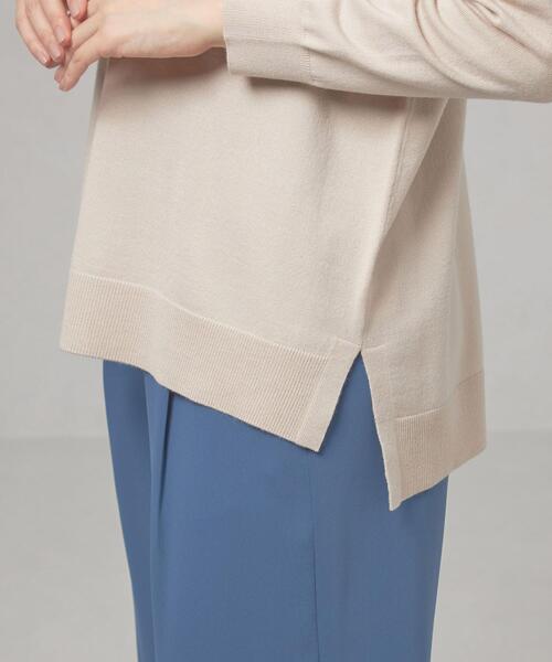 closet story（クローゼットストーリー）の「＜closet story（クローゼットストーリー）＞イージー ワイド サイドスリット ニット -ウォッシャブル-（ニット/セーター・レディース・ライトグレー/ライトブルー/オレンジ・FREE）」の6枚目の写真