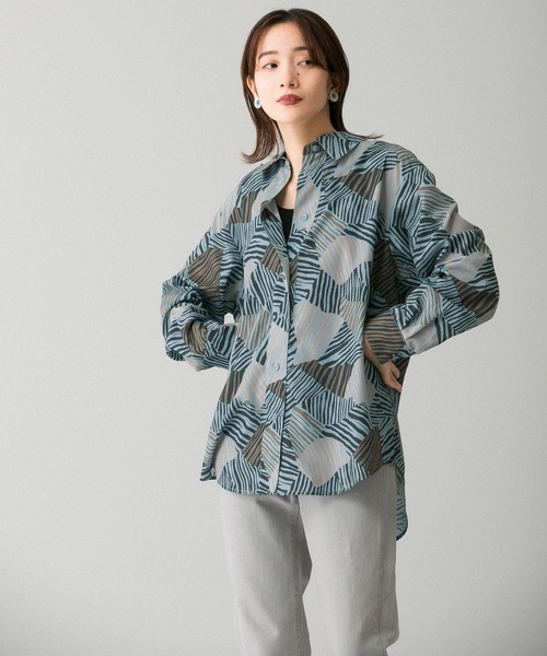 KBF（ケイビーエフ）の「ゼブラプリントロングスリーブシャツ（シャツ/ブラウス・レディース・ブラック系その他/ピンク系その他/ブラウン系その他・ONE）」の2枚目の写真