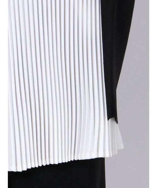 ELENDEEK（エレンディーク）の「アシメプリーツブラウスセットニット（ニット/セーター・レディース・ライトベージュ/ブラック・FREE）」の13枚目の写真