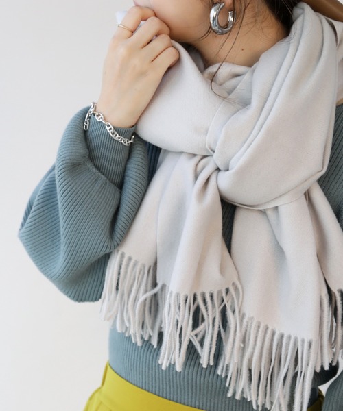 frames RAY CASSIN（フレームスレイカズン）の「【WEB限定】ウール混ストール（ストール/ショール・レディース・グレイッシュベージュ/ピンク/オフホワイト/イエロー×グリーン/グリーン・FREE）」の15枚目の写真