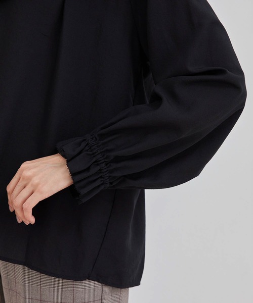 ROPE' PICNIC（ロペピクニック）の「BIGカラーラッフルフリルブラウス（シャツ/ブラウス・レディース・ホワイト/ブラック/グレー・38）」の11枚目の写真