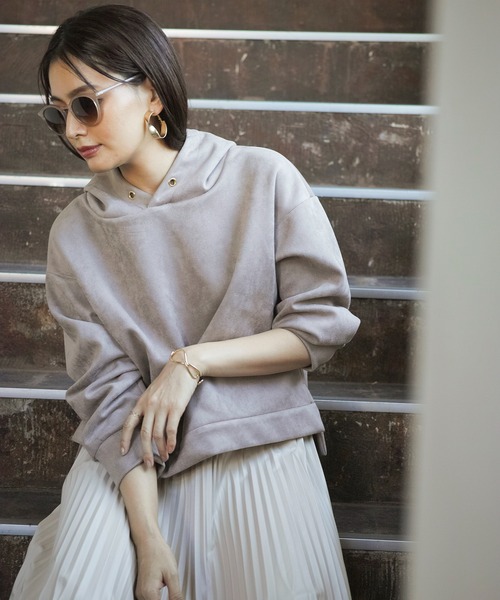 Emilyan(エミリアン)の「【2021A/W】【WEB限定】 ダブルフェイクスエード・サイドスリットパーカー(パーカー・レディース・ライトグレー/ブルーグレー/モカ・9号)」の21枚目の写真