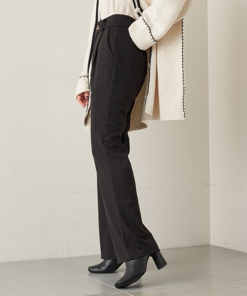 Chico(チコ)の「【Web限定】ポンチフレアスラックスパンツ(スラックス・レディース・ブラック/ベージュ/ブラウン/オレンジ/グリーン・FREE)」の16枚目の写真