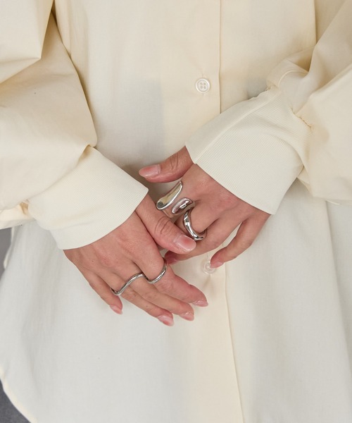 r.(アールドット)の「ボリュームスリーブ袖リブブラウス(シャツ/ブラウス・レディース・ホワイト/ブラック/グレイッシュベージュ/ブルー/ピンク/キナリ/インディゴブルー/ネイビー・FREE)」の13枚目の写真