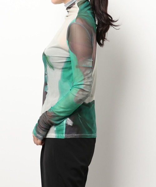 aimoha（アイモハ）の「アート配色透け感カットソー (SS)（Tシャツ/カットソー・レディース・グリーン/ベージュ/ブラック・FREE）」の8枚目の写真