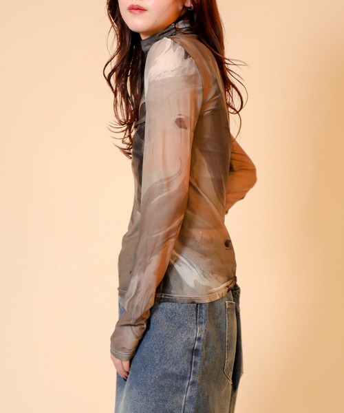 aimoha（アイモハ）の「アート配色透け感カットソー (SS)（Tシャツ/カットソー・レディース・グリーン/ベージュ/ブラック・FREE）」の21枚目の写真