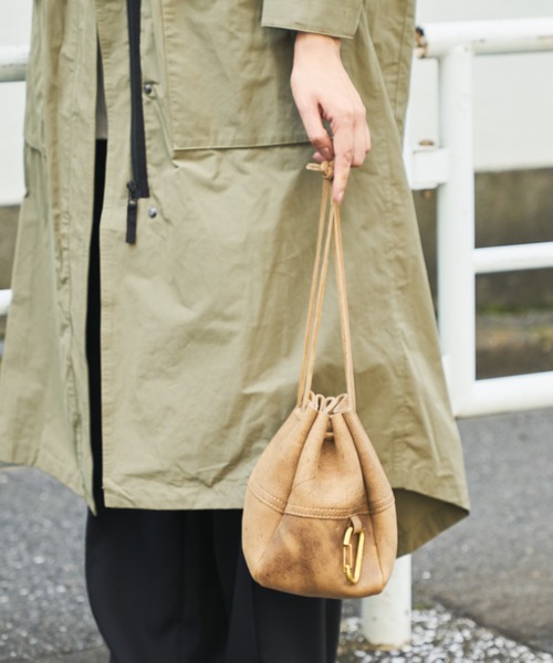 MASTER&Co(マスターアンドコー)の「【MASTER&Co./マスターアンドコー】KUDU巾着ポーチ(ハンドバッグ・レディース・サンドベージュ・ONE SIZE)」の5枚目の写真
