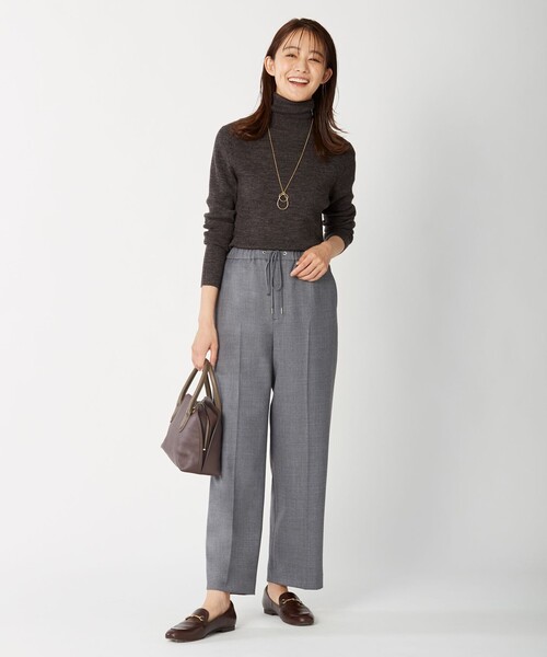J.PRESS Ladies(J.プレス レディス)の「ANASTASIAミルド 2way ストレート パンツ(その他パンツ・レディース・グレー系/ベージュ系/スモーキーグリーン系・XS)」の15枚目の写真