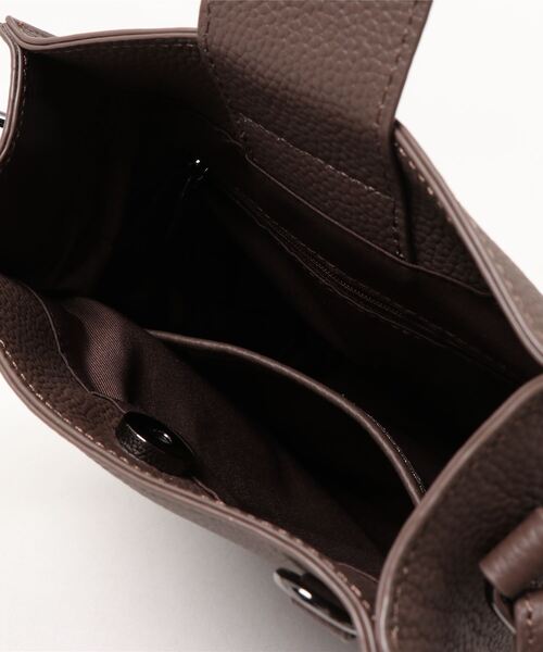 VitaFelice（ヴィータフェリーチェ）の「本牛革スクエアミニショルダーバッグ クロスボディバッグ（ショルダーバッグ・レディース・アッシュグレー/ブラック/ブラウン系その他/オフホワイト・FREE）」の8枚目の写真