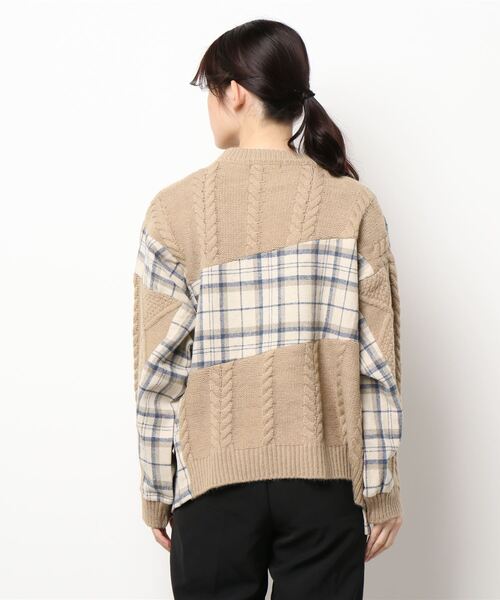 Q（キュー）の「ケーブル×チェックドッキングニット（ニット/セーター・レディース・ベージュ/ネイビー・MEDIUM）」の4枚目の写真