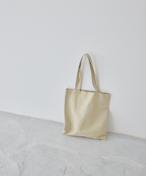 flaner（フラネ）の「flanerロゴトートバッグ（トートバッグ・レディース・ホワイト/ベージュ・FREE）」の4枚目の写真