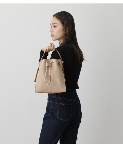 AZUL by moussy（アズールバイマウジー）の「GATHER 2WAY BAG/ギャザーツーウェイバッグ（ショルダーバッグ・レディース・ブラック/ライトベージュ/グレー系その他・FREE）」の21枚目の写真