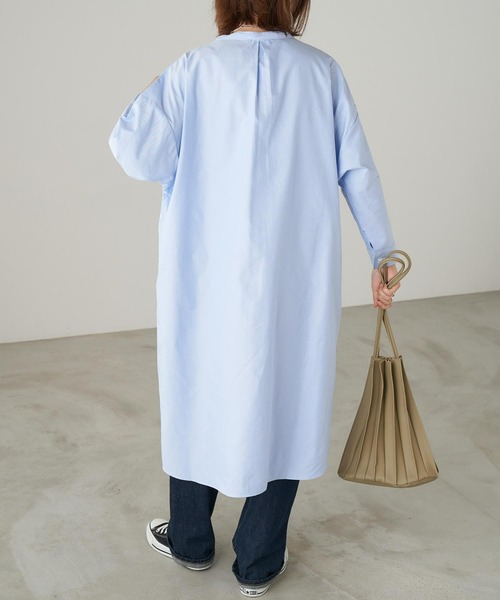 Chaco closet(チャコ クローゼット)の「ポケット付きノーカラーシャツワンピース(シャツワンピース・レディース・ネイビー/ベージュ/ブルー・FREE)」の15枚目の写真