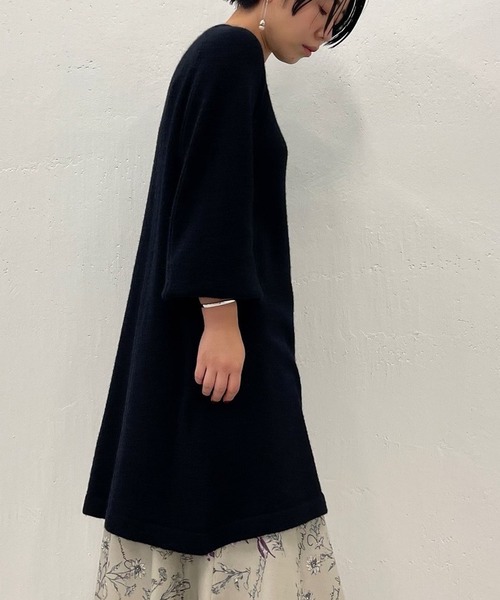 BEARDSLEY(ビアズリー)の「毛足が細く、柔らかいからチクチクしない◎ベビーアルパカチュニックニット(ニット/セーター・レディース・ブラック/パープル・FREE)」の18枚目の写真