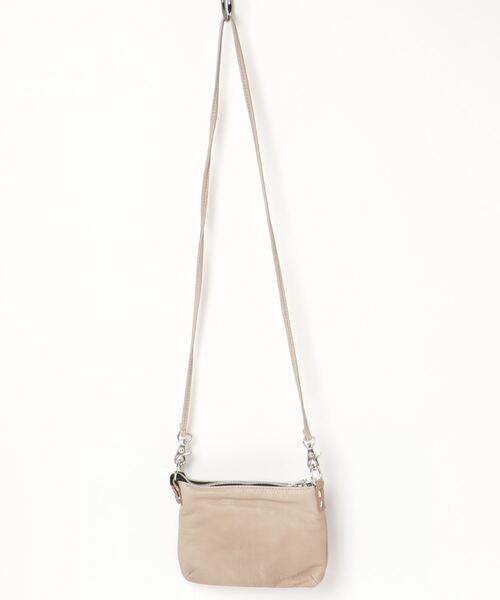 BACKLASH（バックラッシュ）の「Ballet by BACKLASH（バレエ バイ バックラッシュ）ミニショルダーバッグ（ショルダーバッグ・レディース・ベージュ・FREE）」の4枚目の写真