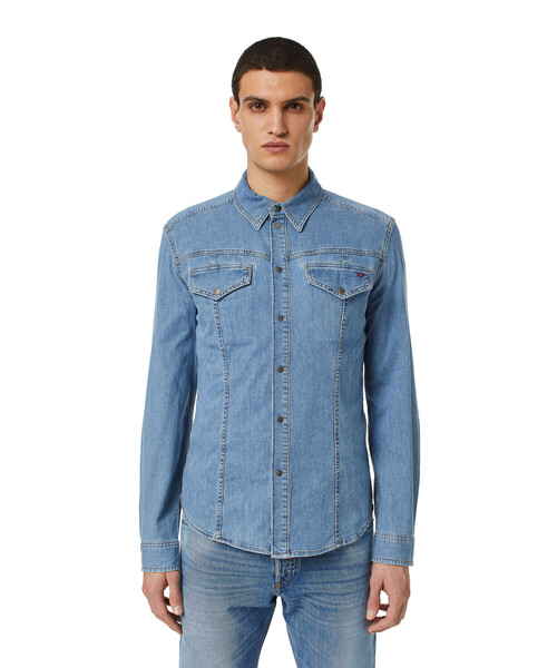 DIESEL(ディーゼル)の「DIESEL SS22 メンズ シャツ デニムシャツ ライトブルー サステナブル(シャツ/ブラウス・メンズ・インディゴブルー・SMALL/X-LARGE/MEDIUM/LARGE)」の8枚目の写真