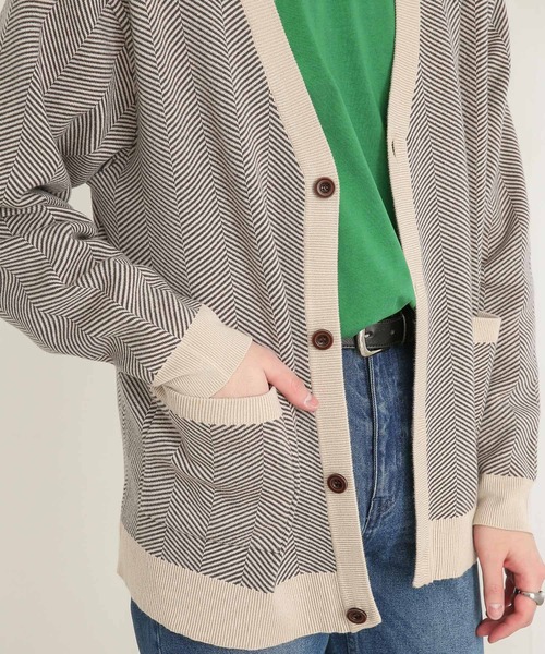 SENSE OF PLACE by URBAN RESEARCH（センスオブプレイスバイアーバンリサーチ）の「ヘリンボーンストレッチVネックカーディガン（カーディガン/ボレロ・メンズ・ブラック/ベージュ・MEDIUM/LARGE）」の21枚目の写真