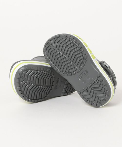 crocs(クロックス)の「クロックス crocs バヤバンド クロッグ トドラー Bayaband Clog T(サンダル・キッズ・ネイビー/ライトブルー/グレー/ブラック/ピンク/アーミー/ホワイト系その他・15.5cm/17.5cm/15cm/16.5cm/14cm)」の9枚目の写真