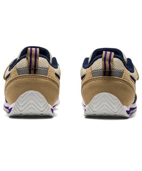 SUKUSUKU(スクスク)の「ASICS KIDS(アシックス キッズ)アイダホ MINI 4(スニーカー・キッズ・ベージュ・17.5cm/16.5cm/19.0cm/16.0cm/21.0cm/20.0cm/17.0cm/19.5cm/18.5cm/18.0cm/21.5cm/20.5cm/22.0cm)」の12枚目の写真