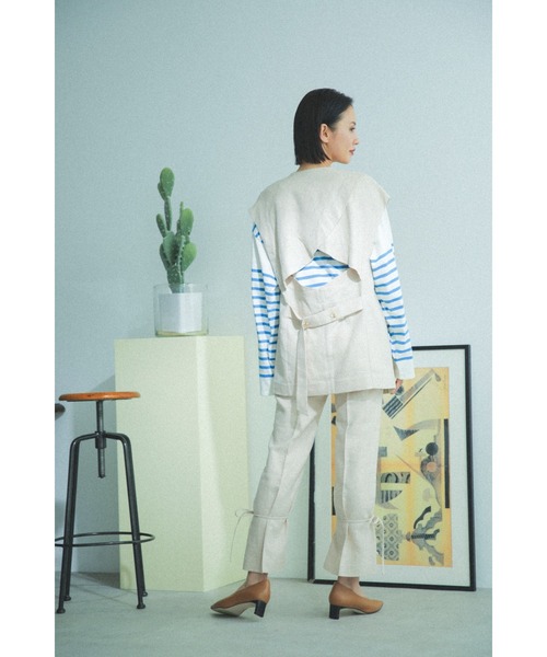 ROSE BUD(ローズバッド)の「バックオープンベスト(ベスト・レディース・ベージュ/イエロー・ONE SIZE)」の5枚目の写真