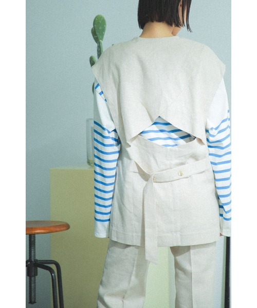 ROSE BUD(ローズバッド)の「バックオープンベスト(ベスト・レディース・ベージュ/イエロー・ONE SIZE)」の13枚目の写真