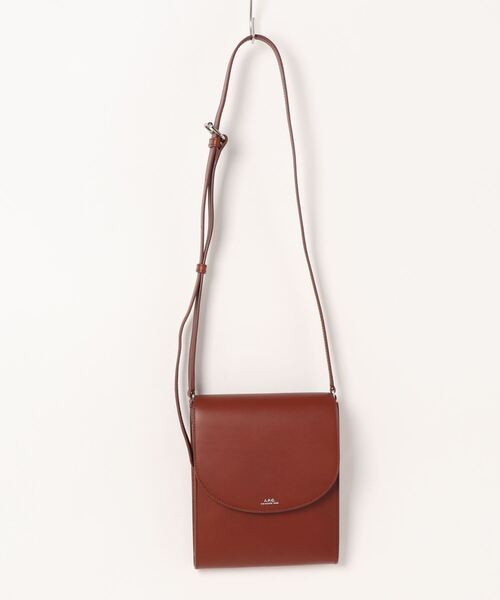 A.P.C.(アーペーセー)の「SACOCHE DEMI-LUNE 22P(ショルダー A.P.C.(アーペーセー)の「SACOCHE DEMI-LUNE 22P(ショルダー